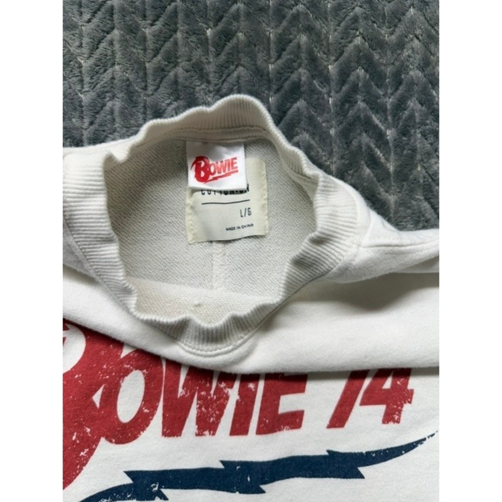 Cotton On David Bowie World Tour 74 Graphic Sweatshirt Cream Womens Large L 0421 - Picture 3 of 5